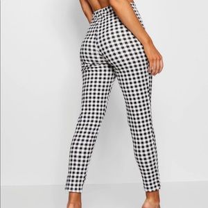 H&M Gangnam Black and White Slacks.